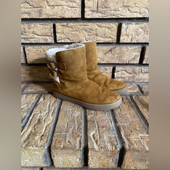 Brown koolaburra booties‎ - Picture 1 of 8